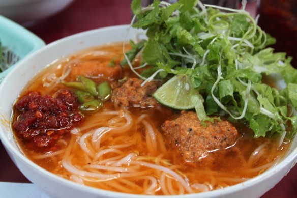 pork meatballs noodles